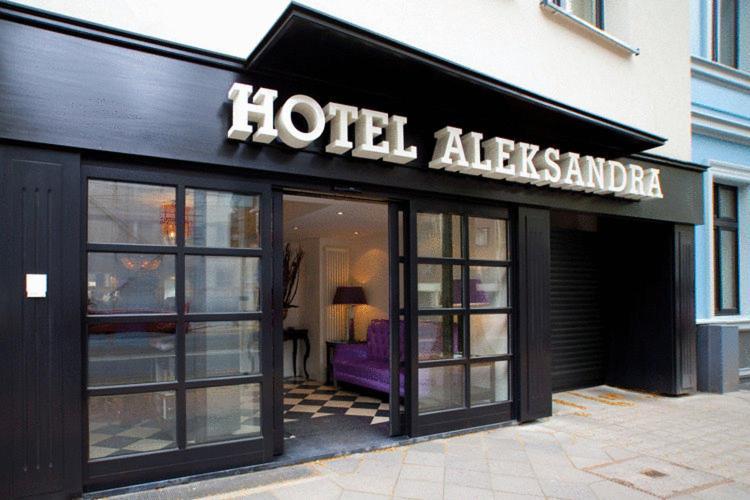 Hotel Aleksandra Düsseldorf Exteriör bild